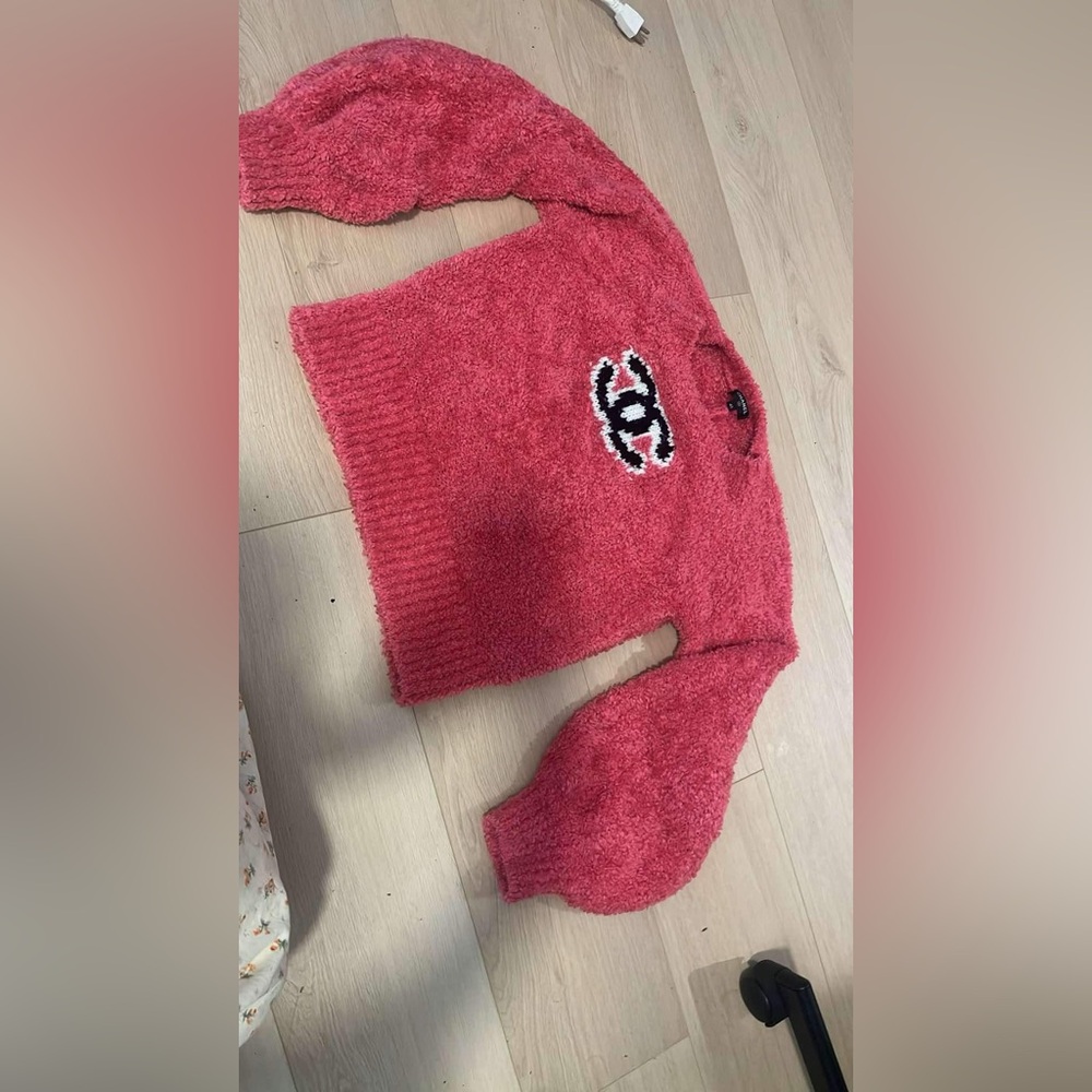 Pink sweater